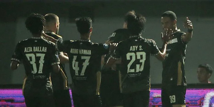 Prediksi Liga 1 2024-2025: Dewa United vs. Persik