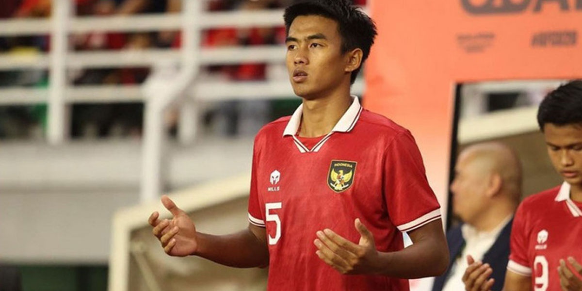 Double Bahagia Kakang Rudianto: Juara Bersama Persib, Permalukan MU!