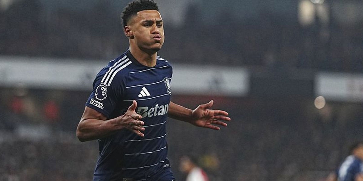 Rio Ferdinand: Ollie Watkins, Striker Idaman Arsenal!