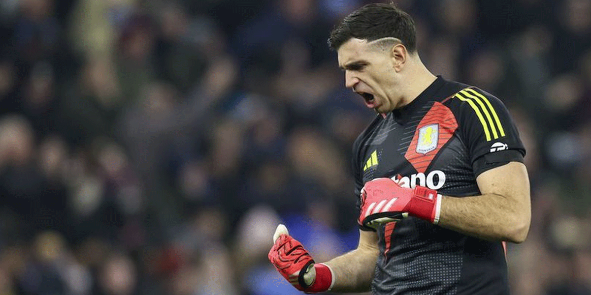 Emiliano Martinez ke Old Trafford? Manchester United Dikabarkan Tertarik